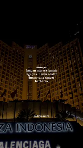 Bagaimana mungkin kamu tidak berharga, padahal Allah telah menciptakanmu dalam bentuk yang sebaik-baiknya, dan lahirnya kamu ke dunia telah mengorbankan nyawa seorang wanita. Jadi, jangan merasa lemah lagi, yaa. Kamu hebat, kamu berharga, kamu luar biasa. 🌷 #BismillahPastiBisa #HamasahLillah #islami #reminder #fyp #DawamsTalk 