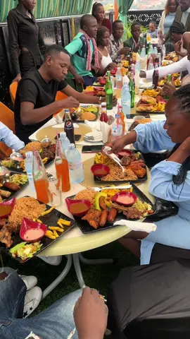 Tusimbudde ❤️  Lusaniya 🥰  Ugandan food #uganda #ugandatiktok #tiktokuganda #kampala #Rahimfoods #ugandanfood Kampala city. Best restaurant in Kampala Uganda. Kampala tiktok. Uganda tiktok #kenya #tanzania #Africa #AfricanFood #eastAfrican  