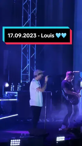 It will never change me and you 🩵 #louistomlinson #fitfromania #fitfbucharest #dreamcametrue #louistomlinsonvids #faithinthefuturelouistomlinson #faithinthefutureworldtour @fitf_romania 