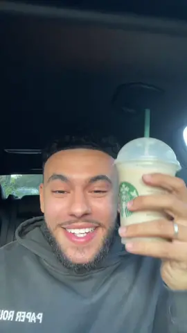 Nah you guys are dropping gems!! This was beautiful definitely my second favourite 🤤 #fy #starbucks #starbucksdrinks 