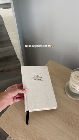 cozy morning vibes ☁️ #morningroutine #morningvibes #fallishere #grwm 