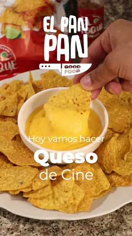 queso fundido para nachos como el del cine 😎😎 #Receta #quesocheddar #cine #nachos #comida 