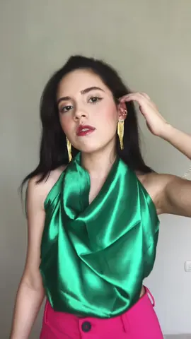 Turning a green scarf into a stylish statement💖 @malakstudiohn #grwm #fashion #silkscarf #scarftutorial #scarfstyles #scarftrick #outfitideas #outfitinspo #fyp 
