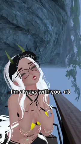 No one leaves!! 💛💛 #vrchat #vrc #vrchatfunny #funny #vrchatmemes #memes #skit #stalker #obsessive #vrchatskit #relate #relateable #fyp #trend #viral #trending #vrchatcommunity 