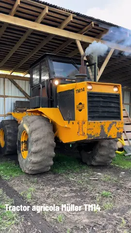 Müller TM14 motor MWM de 6 cilindros 🇧🇷, parece skidder forestal pero es un tractor agricola ochentero @miguel #chile #campo #agricultura #tractor #Farming #farmlife #vidadecampo #fyp 