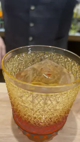 【Hennessy French Connection🇫🇷🇯🇵🥃🍸】シンプルで美味すぎるカクテルです！グラスは小林さんの江戸切子！ -recipe- Hennessy vsop Disaronno Japanese Hinoki bitters please enjoy it！ #hennessymyway  #hennessy  #hennessyvsop #cocktail #mixologist  #bartender #kazunorishizuya  #shinjukuwhiskysalon #barlivet #timeout  #静谷和典 #マスターオブウイスキー　#しずたにえん　#江戸切子小林 
