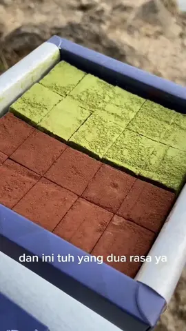 Sambil menikmati pemandangan di temenin Coklat Viral,makin Happy banget bestieee #xiujankchocolate #xiujankchocolateciwidey #namachocolate #coklatviral #coklat #cemilansimple #cemilanviral #fypシ゚viral 