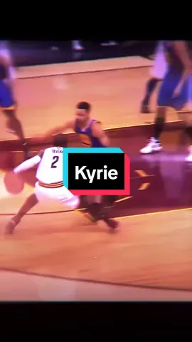 Kyrie shakes Steph 🔥 #clutchtimehoops #kyrieirving #irving #kai #uncledrew #steph #stephcurry #cavs #warriors cc: @hoopervfx 
