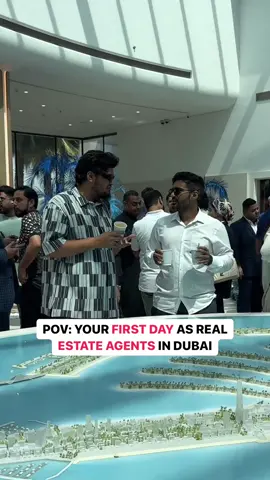 Desi real estate agents in dubai be like #theanilobo #desi #relastate #dubairealestate #nakheel #palmjabelali #palmjumeirah #funny #comedy #laugh #fyp #dankmemes 