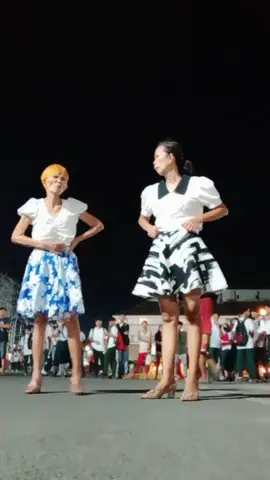 Sanayan lang pala ang pagsasayaw sa public.#dancinginpublic #dancinginpublichallenge #sister #milleniallolas #goodvibes #fyp #foryou #foryoupage 