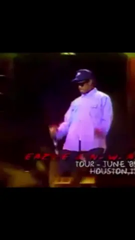Eazy E dancing ❤️😩 #eazye #foryou #eazye🖖🏿🔥 #ericwright #westcoast #realmuthaphuckkings #godfather #hiphop90s #gangstarap #nwa #hiphop #straightouttacompton #90s 
