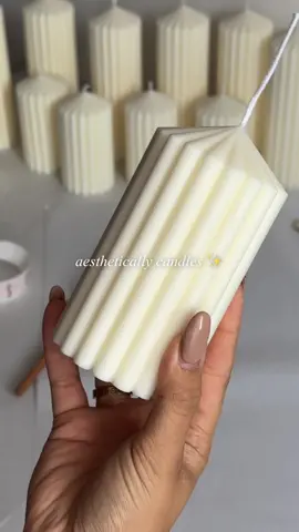 How adorable is she?! 🥹 #sculpturalcandles #aestheticallypleasing #elegantcandles #weddingcandleshandmade #soywaxcandleshandmade #pillarcandle 