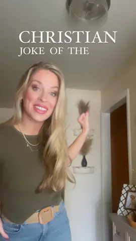 These are too much 😂👏🏼 tag a dad-joke-lover & share if it made you giggle! #christian #christianhumor #christianjokes #christiantiktok #christiansoftiktok #christianinfluencer 