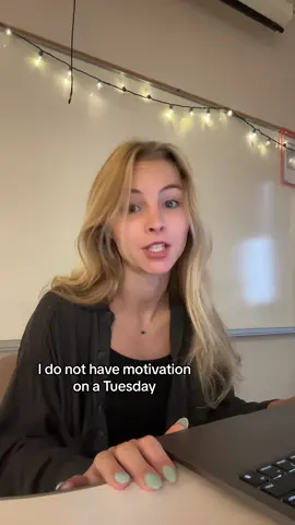 Monday’s get too much hate #trending #teacher #teachersoftiktok #teachersbelike #teacherlife #teachertok #teachersontiktok 