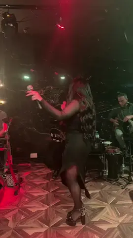 ساريه  السواس #dj___________________  @سارية السواس 