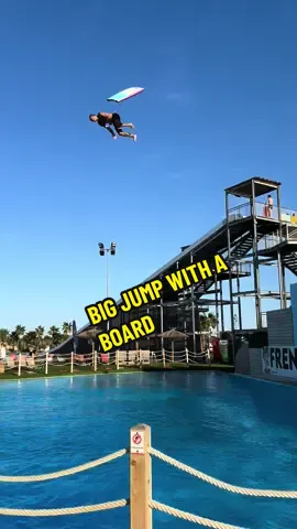 Biggest airtime I’ve ever had there 🤪 #waterjump #slipandslide #frenzywaterpark #extremesport #waterpark #jump #dods #extreme #board #fly 