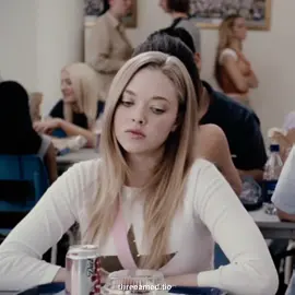 how is she even a mean girl??!       #meangirls#karen#karensmith#amandaseyfried#edit#aftereffects#fyp#viral  spc: pughscenes ac: amourauds
