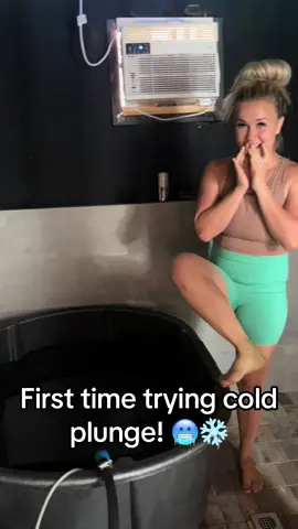 First time trying cold plunge…. I only did a minute this time, and pros get up to 2-3 minutes! I actually really loved it though… It’s supposed to be soooo good for you!! I cant wait to keep at it and see my results. #coldplunge #firstreaction #coldplungebenefits #crossfitter 