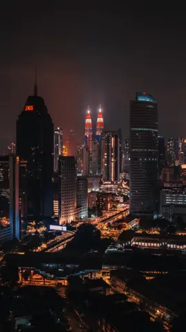 Kuala Lumpur night view during Malaysia Day #klcity  #cityscape  #dronelife  #droneshots  #droneshots  #amazingkualalumpur  #skyscraper_architecture  #skyscraper  #visitmalaysia  #tourismmalaysia  #imageofmalaysia  #djimavic3  #djiphotography #djiaerialphotography  #aerialphotography  #djimalaysia  #aerialbeauty  #aerialarts  #trendingreels  #reelstrending  #reelsoftheday  #reelsinstagram  #dronestagram  #petronastwintowers  #pnbtower  #merdeka118  #pnb118  #travelmalaysia  #aerialhyperlapse   #droneoftheday  #malaysiaboleh 