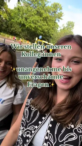 Den Schlagfertigkeitstest haben auf jeden Fall alle bestanden 💙👀 #aufbauverlage #BookTok #verlagsleben #verlagsalltag #wandertag 