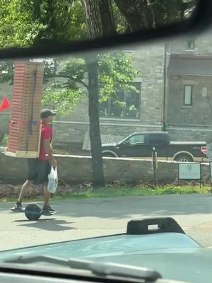 Someone followed the Pizza Delivery guy! 😲#drama#dramatiktok#deliveryheroes#deliverydriver#pizza#lolThis original video was produced by Hendersondramaclubnm, Network Media and Jordan Flom