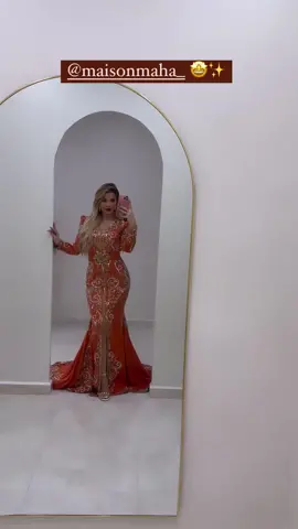 🧡 #mouniabenfeghoul #مونيا_بن_فغول #🇩🇿 #dubai🇦🇪 #caftna_algérien #algeria 