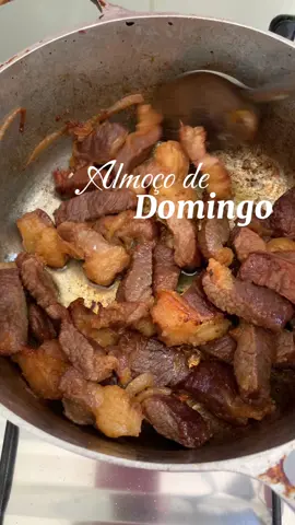 Almoço de domingo!!😋❤️ Vida de recém casada.#fyp #foryou #almocodedomingo #almoco #recemcasados #vidadecasado #comidatiktok #vaiprofycaramba 