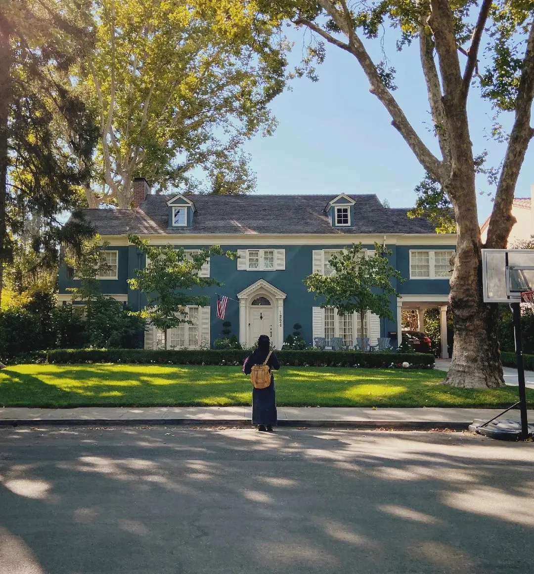 went to see this iconic blue house from lady bird (2017)!! :3 #gretagerwig #saoirseronan #a24 #movie 