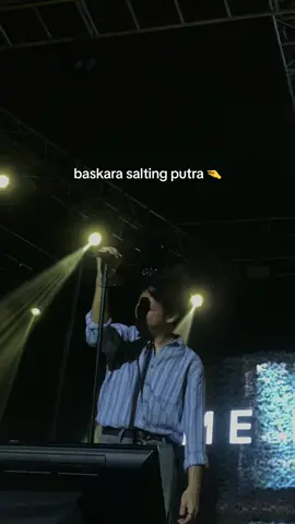 seluruh hatiku untukmu Meidiana~ #konser #hindia #baskaraputra #meidianatahir #rumahkerumah 