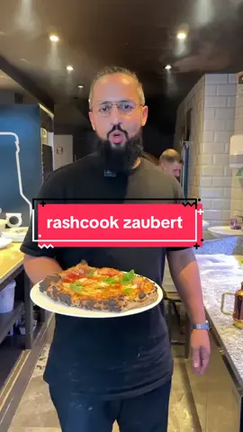 so macht man die perfekte neapolitanische #pizza. fast😂🙌🏽 in einer neuen folge #rashcookzaubert zeige ich dir es dir bei meinen freunden von @fabrik485grad in #wetzlar. // #frankfurt #foodvlog #rashcook 