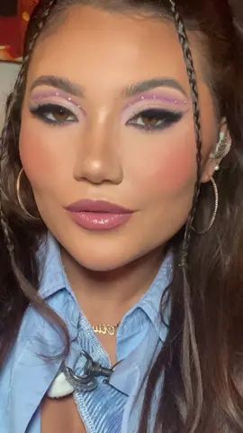 Tour glam hit different in NY🤭 @Kris_Baby #beckyg #micasatucasatour #makeup #transition 