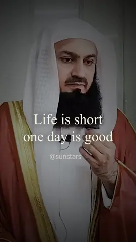 The truth of the believers is simply living one day at a time and not worrying ... And whoever puts all his trust in Allah, He will be enough for speaker:Mufti Menk#allah #muftimenk #fyp 