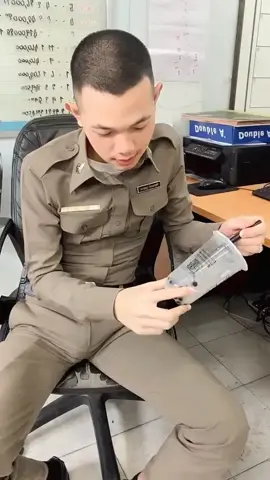 กินอะไร งับุ #คุณตํารวจ #ตํารวจหล่อบอกต่อด้วย555 #fyp #fypシ゚viral #foryou #pageforyou 