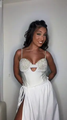 Ontem teve festa da divonica @marina sena então tive que fazer essa de novo🤤🐚 Dc: @Raiana Moraes 