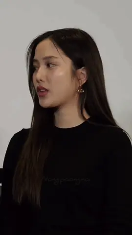 หล่อเกินนนนน✨🥹 #freen #freensarocha #freensarochachankimha #srchafreen #ฟรีน #ฟรีนสโรชา #ฟรีนสโรชาจันทร์กิมฮะ @Freen 