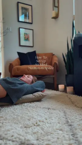 ✨My recipe for an ideal meditation space👇🏻 ✨Solitude: Find a quiet corner of your home with lots of natural light where you can be alone. ✨Mood: Candles, incense and/or palo santo sticks are some of my favorites ways to transform a space. ✨Comfort: Big cushy pillows to sit or lay on. (The more comfortable you are the easier it will be to sit for longer periods of time.) ✨Clothing: Loose fitting cozy clothes are ideal for the same reason noted above. ✨Sound: Sometimes sitting in absolute silence is difficult (or nearly impossible if you’re living with a child or in an apartment) ambient sounds are my favorite way to drown out background noises that can be distracting.  A fan can also work well too. . I find that intentionality does a lot for separating a chaotic, mentally scattered meditation from a more grounded, focused meditation. Taking the time to properly set up your space ahead of time can make all the difference.  . Xo ❤️ . . . . . . #meditation #yoga #yogi #yogateacher #homepractice #homemeditation #meditations #meditationquotes #meditationspace #meditateonthis 