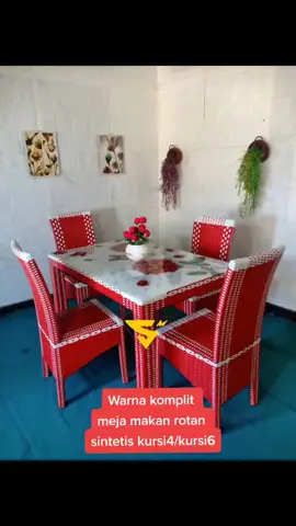 Ready stok meja makan rotan sintetis.. Kursi 4/kursi6 lengkap kaca #fypシ゚viral #cekfbvian  #pengirimncilacap  #furnituremurah 