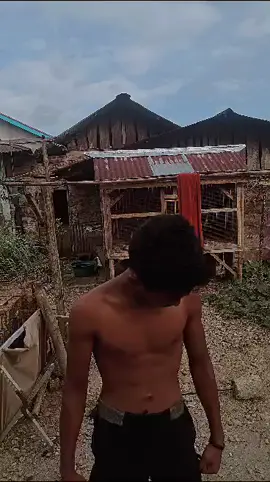 😑