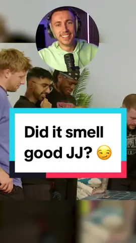 Did it smell good JJ? 😏 #Sidemen #KSI #Miniminter 