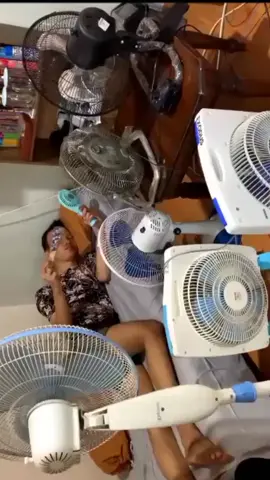 sumuk e gak ukur panas panas kipas kipas #cuaca 