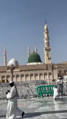 Have a blessed friday ❤️☺️#madinaalmunawara #madina #masjidnabawi #unfreezemyacount #makkahmadinah🕋 #masjid #memories 