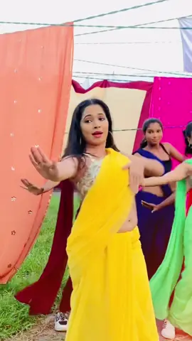 Chutiii.. 🥺🥺#vinuperera #ceylon_tik_tok #dancer #nurse #vinugirl #හදවතේ_කෙල්ල #11millonadudition #vindya #dancinglife #srilankantiktok #trending @G3Productions @Gayashan Buddhika Bandara 