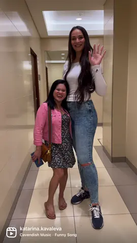 #tall #tallgirl #heightdifference #amazon #supertall #amazonfinds 