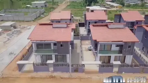 NOUVEAU PROGRAMME IMMOBILIER À COCODY DJOROBITÉ  En vente Des villas Duplex 05 pièces livré tout finir dans maximum 03 Mois avec des matériaux de qualité LOCALISATION  Commune : COCODY DJOROBITÉ  Documents : Titre foncier Surface = 201,50 m2 chacune Composé comme suit RDC :  Un garage = 28.05 m2 Un salon + salle à manger = 35,14 m2 terrasse 1 = 7,48 m2 Terrasse 2 = 8.00 m2  Une cuisine africaine = 6.11m2 Une cuisine européenne =  12.35 m2 Une chambre = 19.10 m2 Une salle de bain = 3.75 m2 Étage : Chambre parentale = 20.22 m2 Dressing =  5, 63 m2 SDB = 7.70 m2 Balcon = 5.83 m2 Chambre 2 = 19.10m2 SDB = 3.75m2 Chambre 3= 17.69 m2 SDB = 4.77 m2 Balcon = 6.29 m2 Circulation = 7.65 m2 Prix villa tout finit: 160 Millions FCFA  SUPERFICIE TOTALE : 201.50M2/PAR VILLA  Délais de livraison 3 Mois maximum  Pour toute personne intéressée par l'une de nos villas , prière de nous contacter au numéro suivants Tél 07 69 63 39 19 WhatsApp        05 76 96 12 97 ALEXANDRE