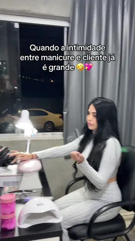 Mais que cliente, friend 🫶🏼 (nem é meme, a gente é desse jeitinho mesmo) . . . #reels__tiktok #fyp #foryou #fypシ #nails #nailsbr #unhasbr #unhassantoandre #unhasabc #trending #trendingreels