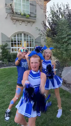 Can you guess where were going !?! 💙#notenoughnelsons #viraldance #sisters #Siblings #cheerleaders #castlehouse 