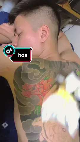 Làm tí hoa cho tươi #xamhinhgifu #tattoojapan #tattoonagoya #xuhuongtiktok #lehongsontattoo #shopxămlàthànhsẹo 