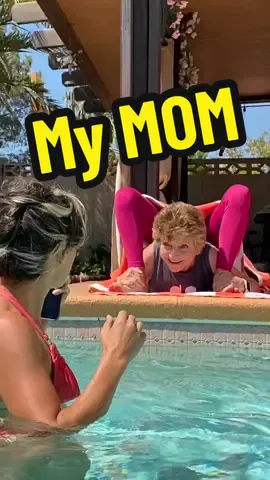 I thought my Mom was gonna BREAK 🫢 #contortion #flexible #funnygrandma