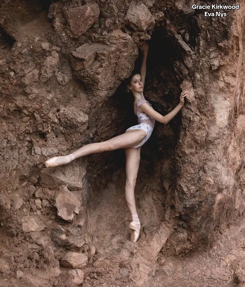 Some of our incredible dancers desert edition🏜️ #masterballetacademy #mba #desertphotoshoot #desertphotography #ballet #balletflex #ballettok #fyp #balletdancer #ballerinas #ballerinacheck #balletcore #scottsdale #arizona #fypシ #fyp #viral #balletto #ballerinafeet #ballerinaedit 