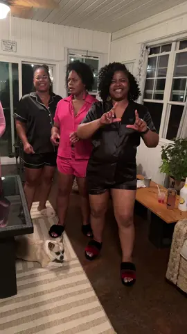 Friends forever!!!! #gwap #friendsreunion #friends 